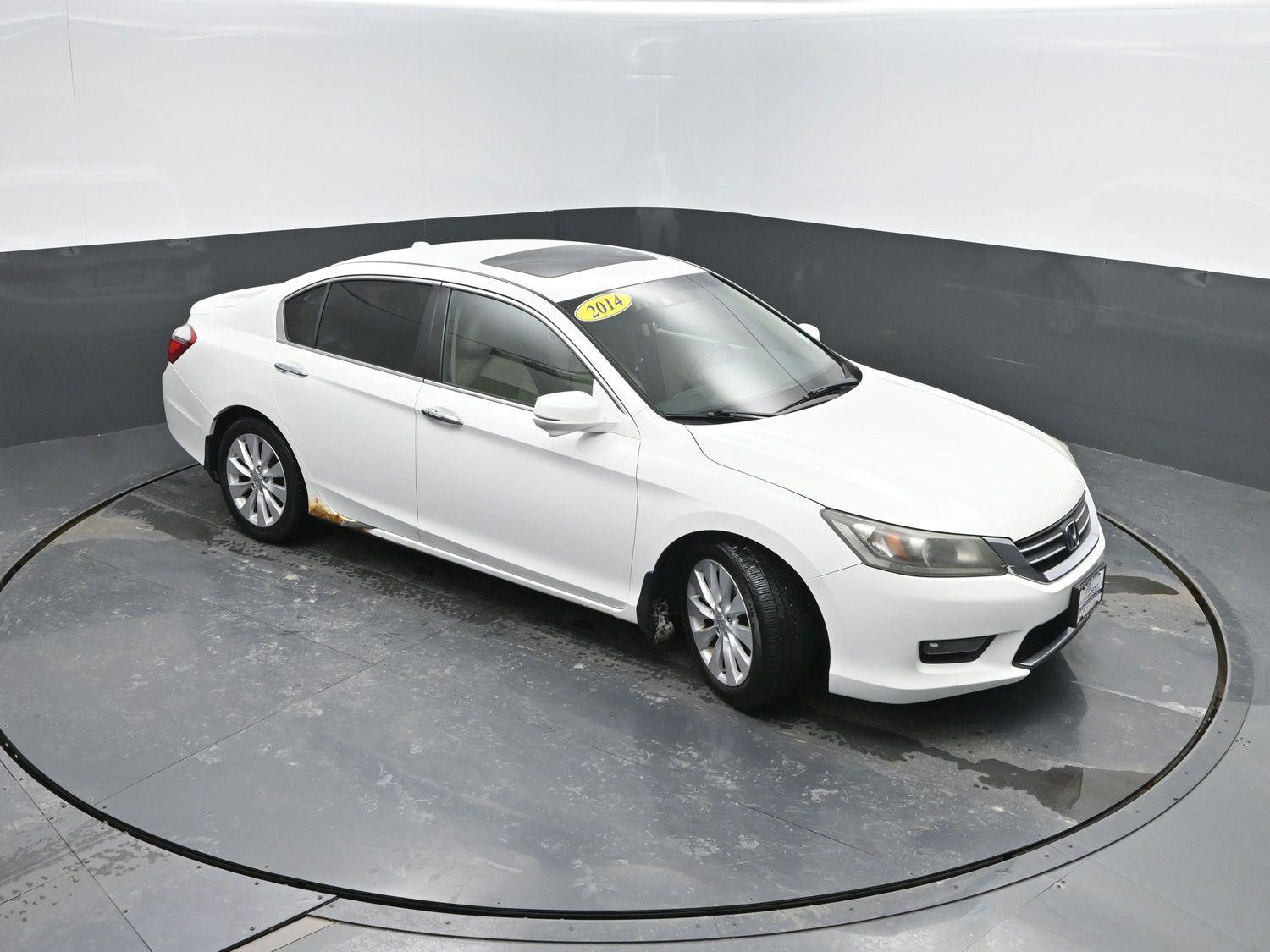 Used 2014  Honda  image 34