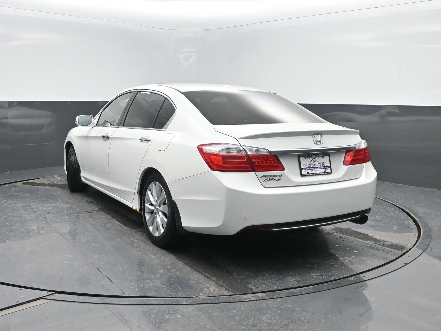 Used 2014  Honda  image 38