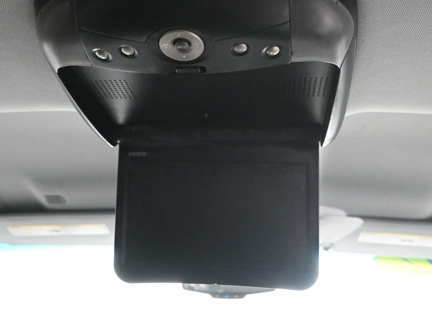 Used 2017 Summit White GMC SLT image 16