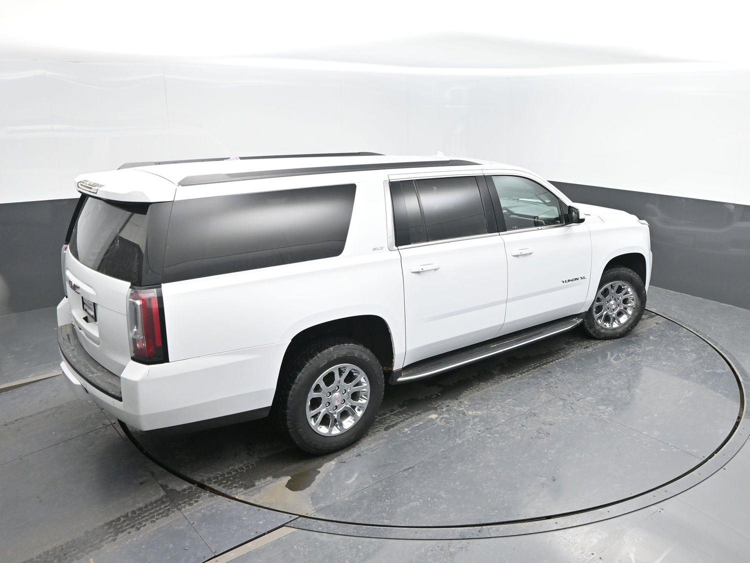 Used 2017 Summit White GMC SLT image 43