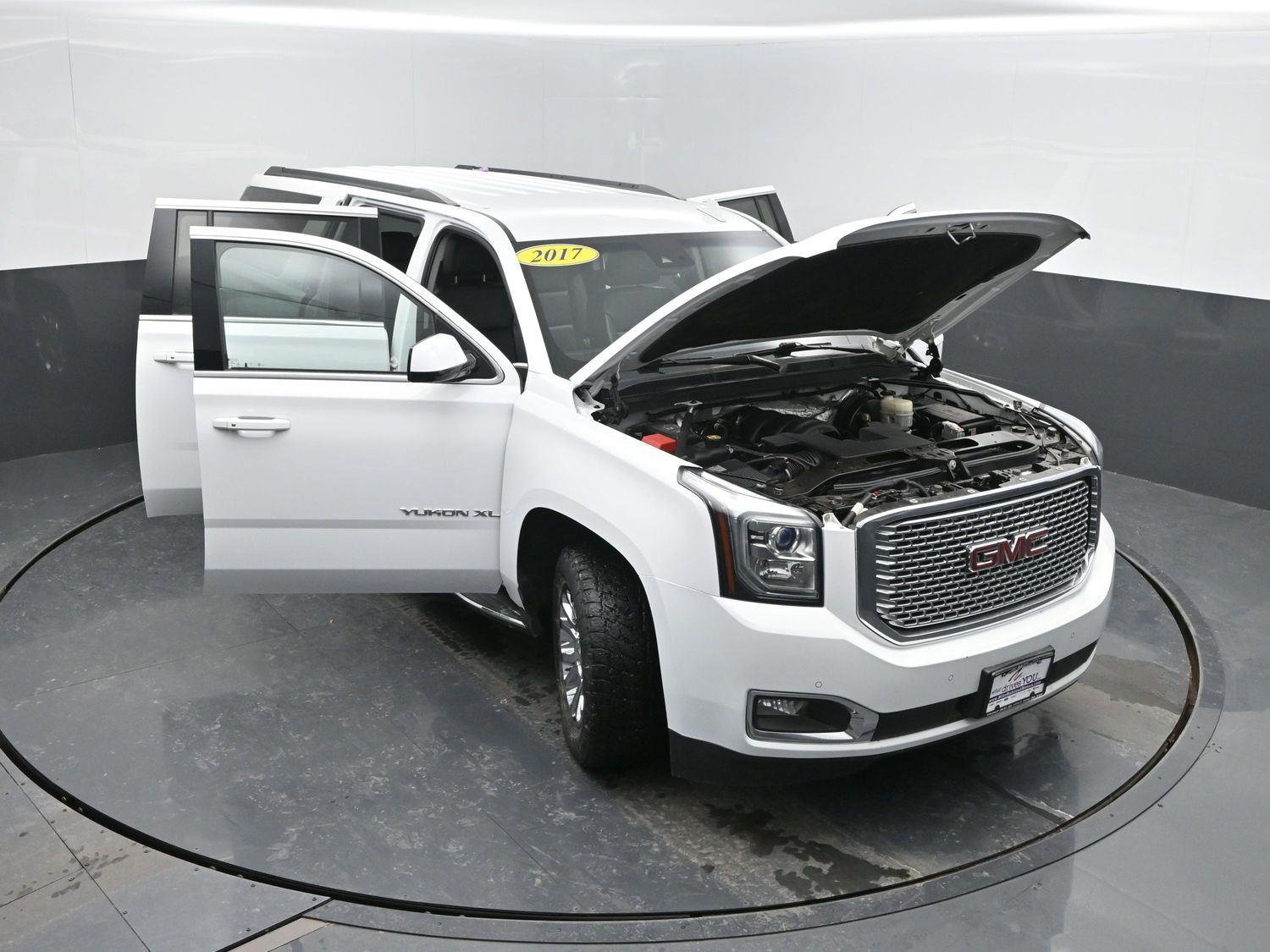 Used 2017 Summit White GMC SLT image 50