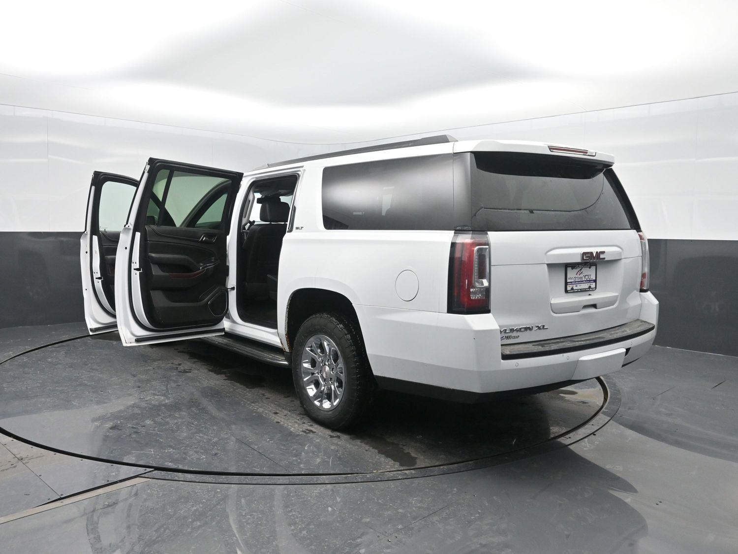 Used 2017 Summit White GMC SLT image 51