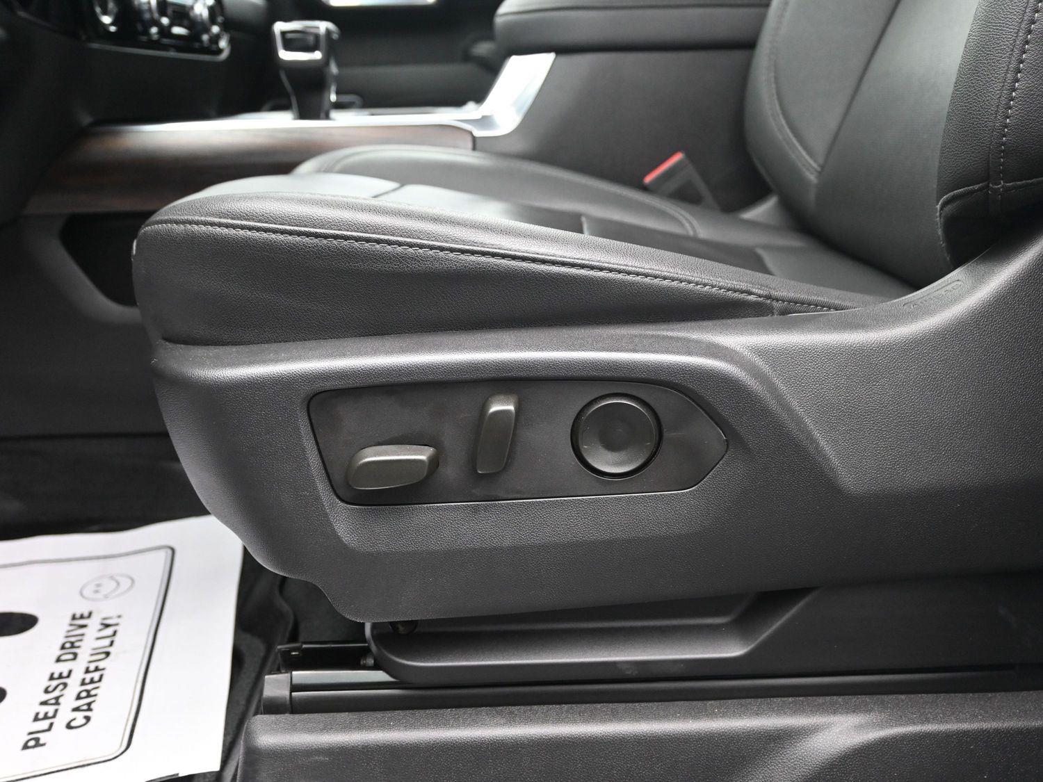 Used 2023 Summit White GMC SLT image 22