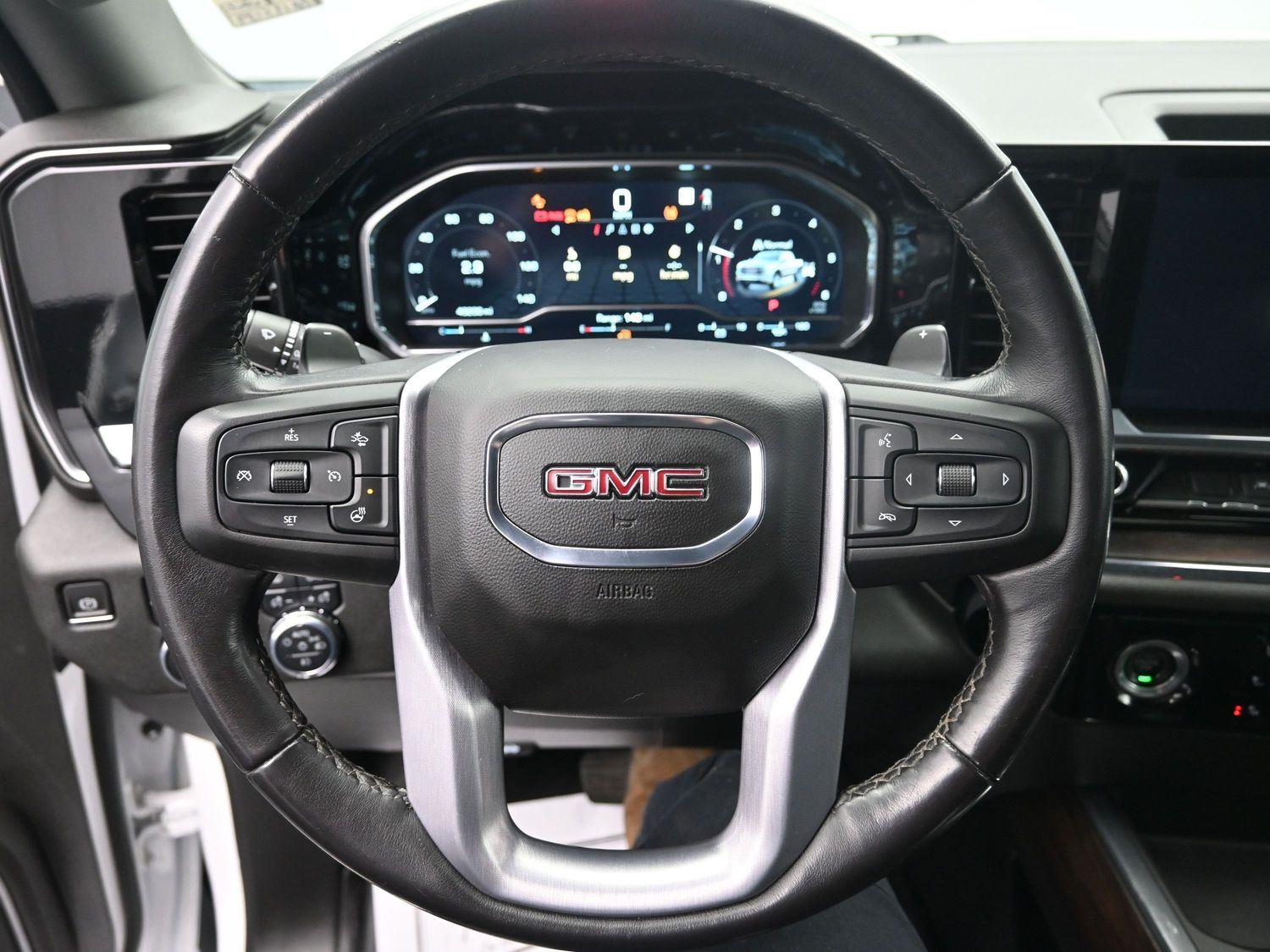Used 2023 Summit White GMC SLT image 25