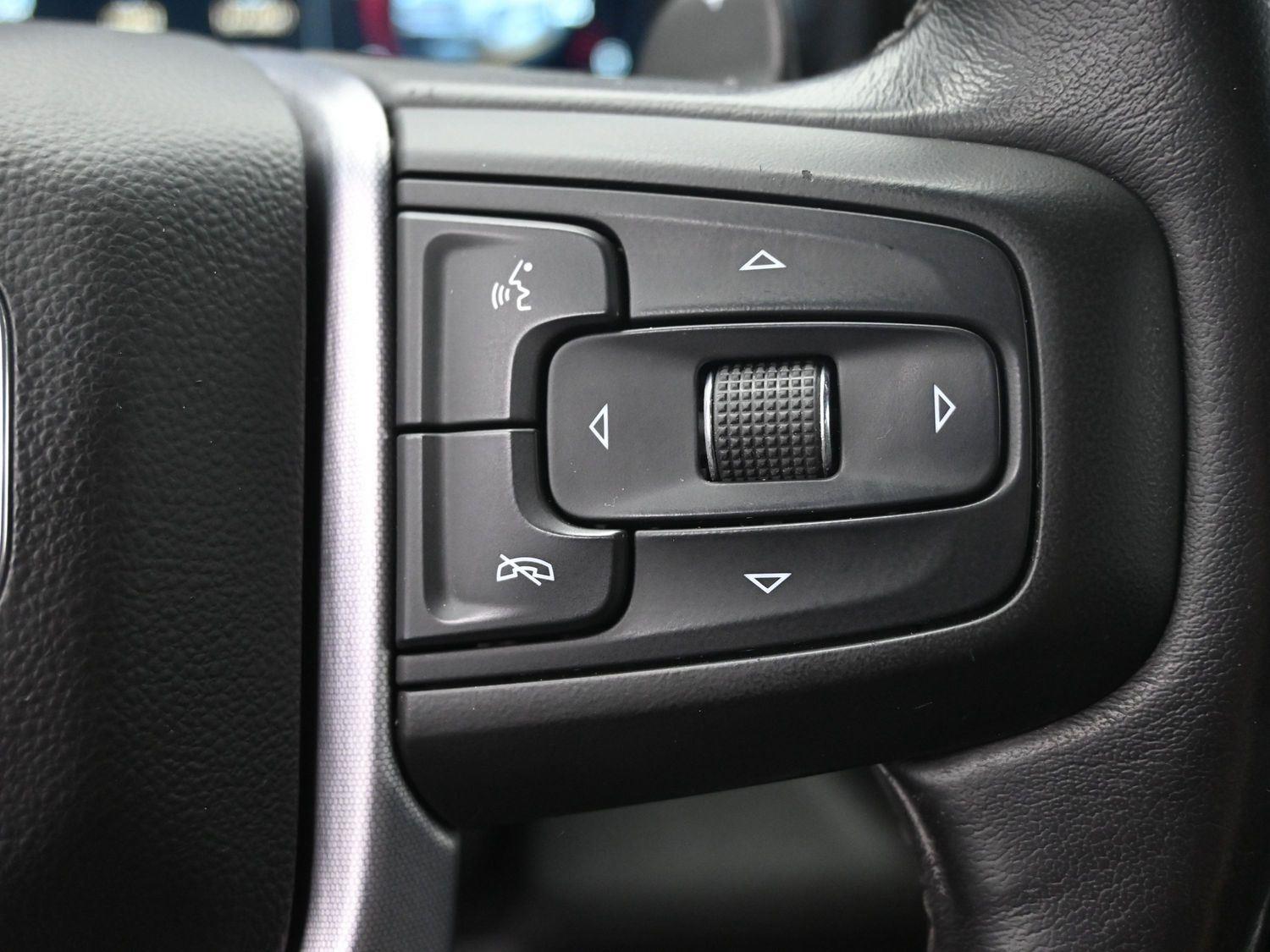 Used 2023 Summit White GMC SLT image 27