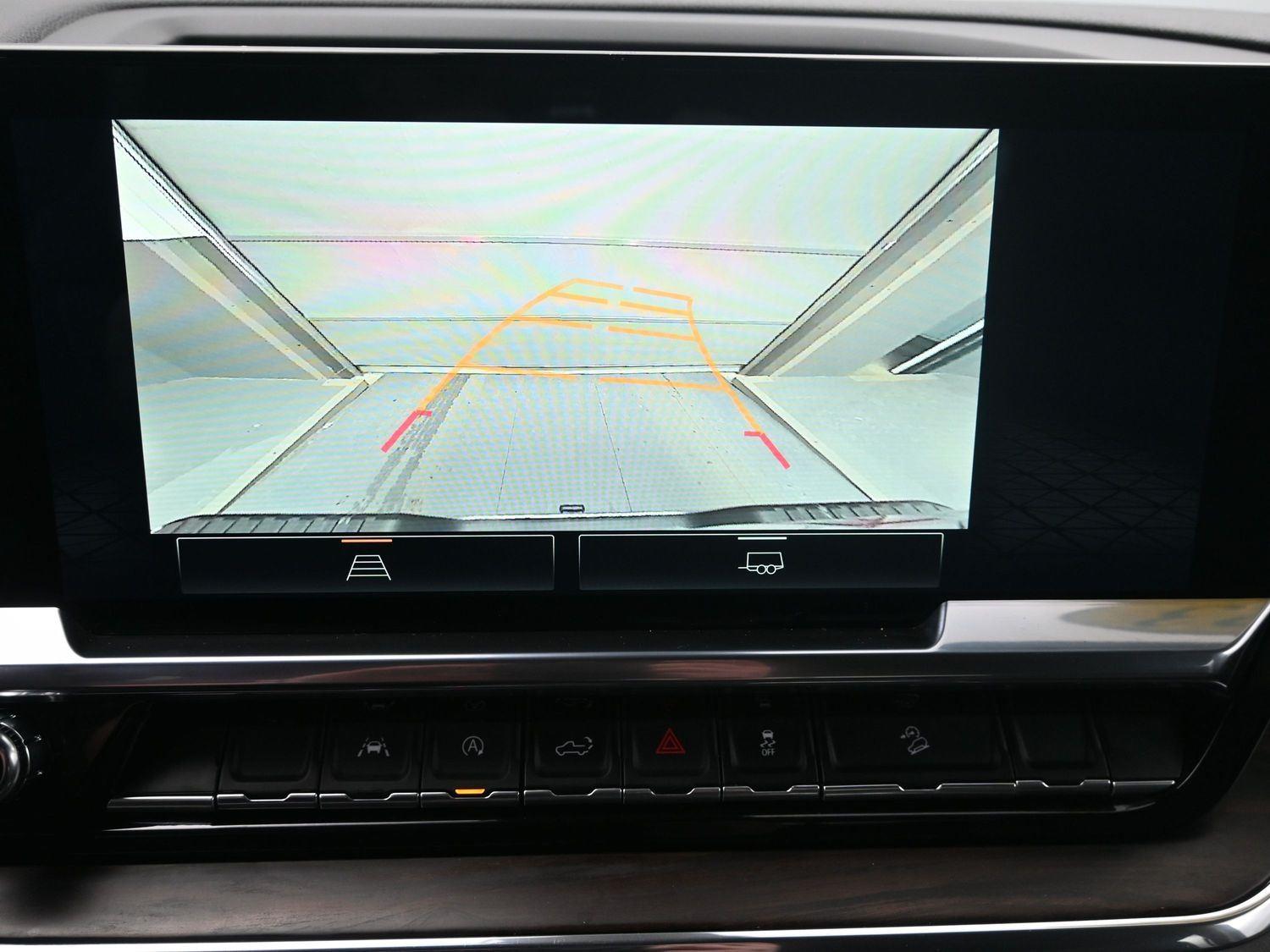 Used 2023 Summit White GMC SLT image 31