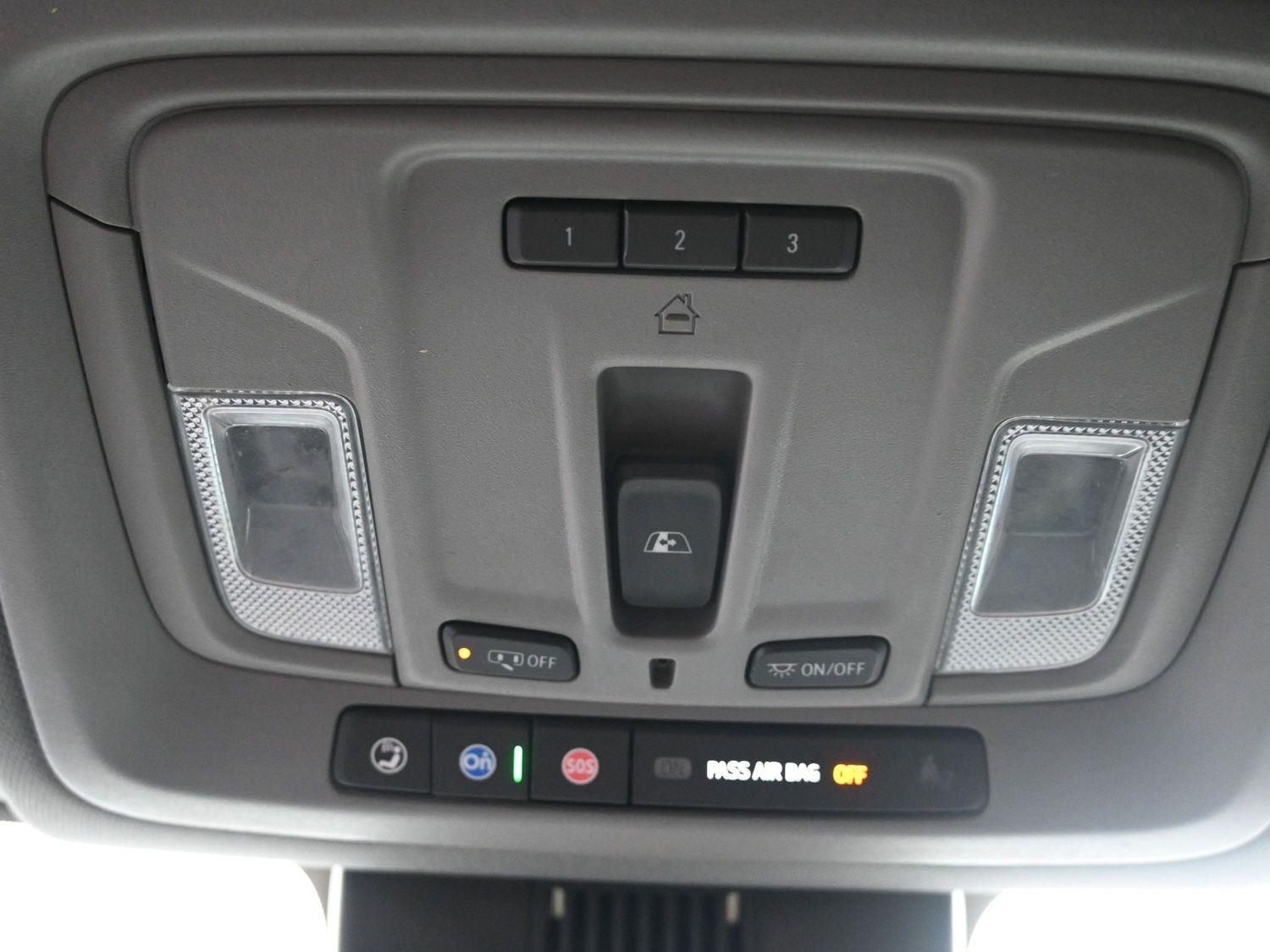 Used 2023 Summit White GMC SLT image 35