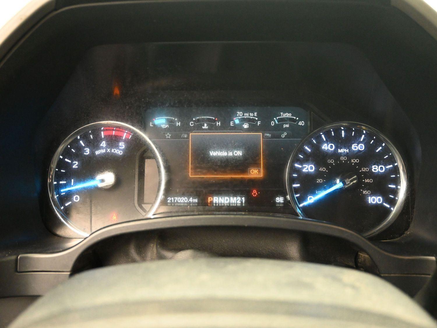 Used 2017 White Platinum Metallic Tri-Coat FORD  image 24