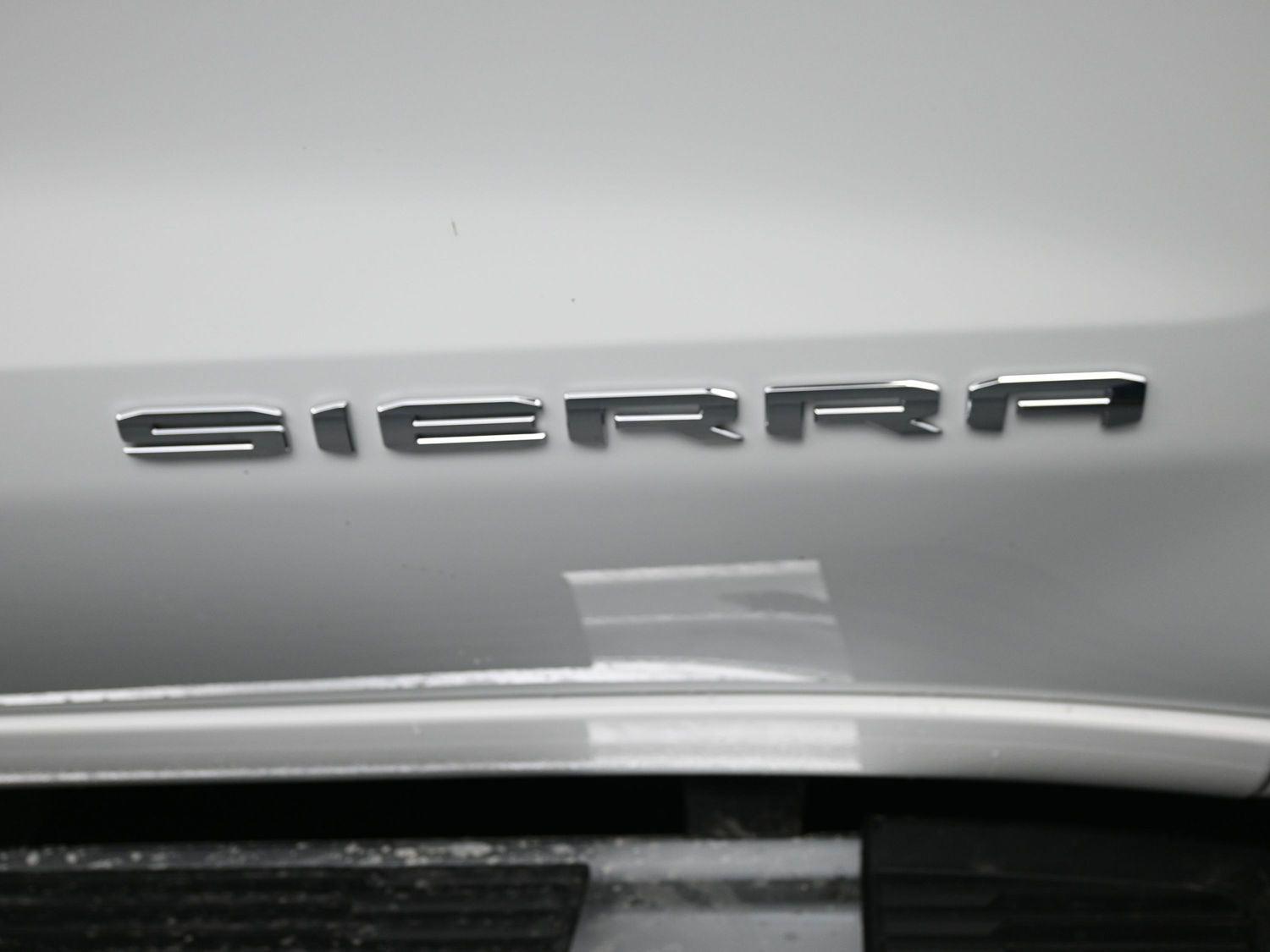 Used 2023 Summit White GMC SLT image 8