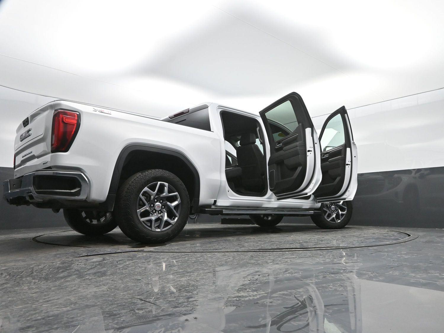 Used 2023 Summit White GMC SLT image 53