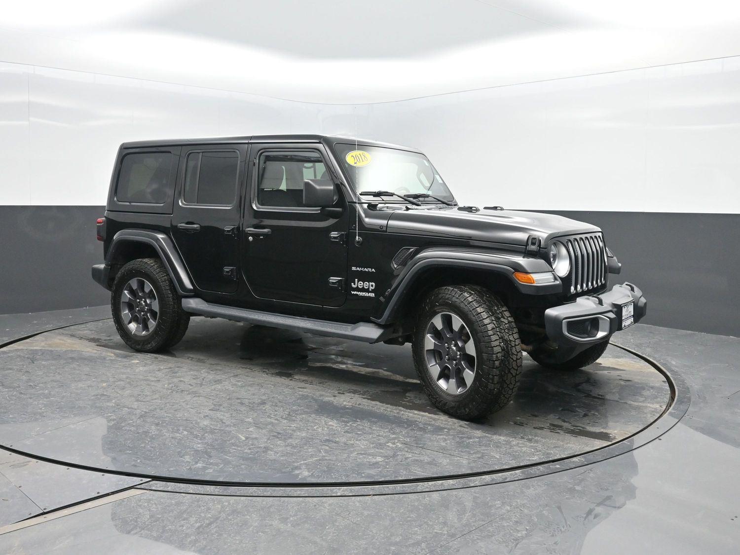 Used 2018 Black Clearcoat Jeep Sahara image 4