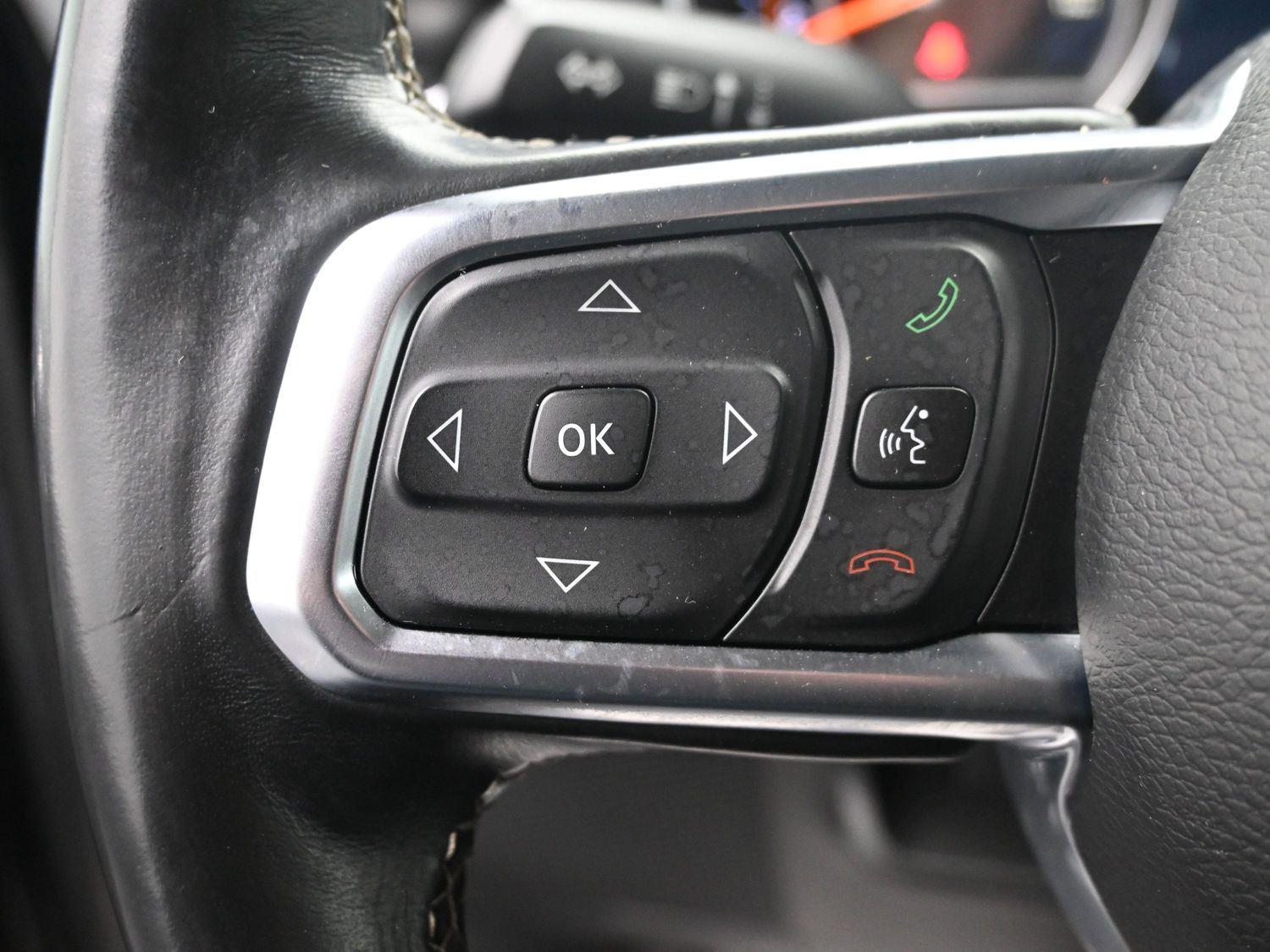 Used 2018 Black Clearcoat Jeep Sahara image 18