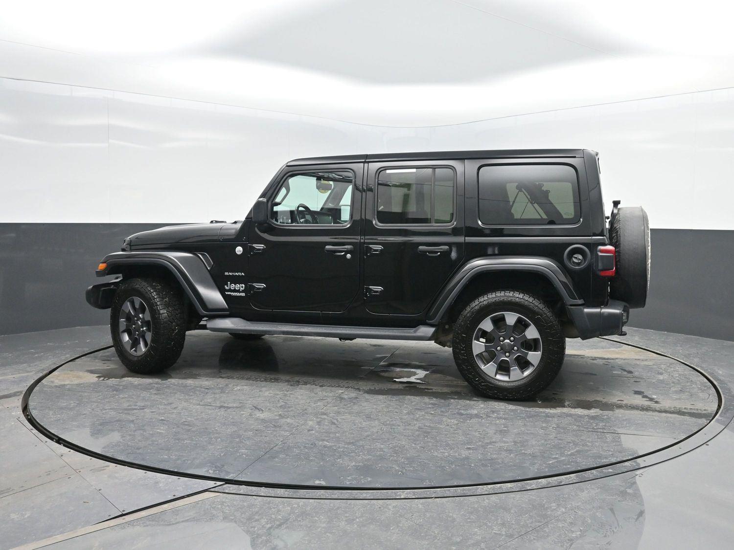 Used 2018 Black Clearcoat Jeep Sahara image 35