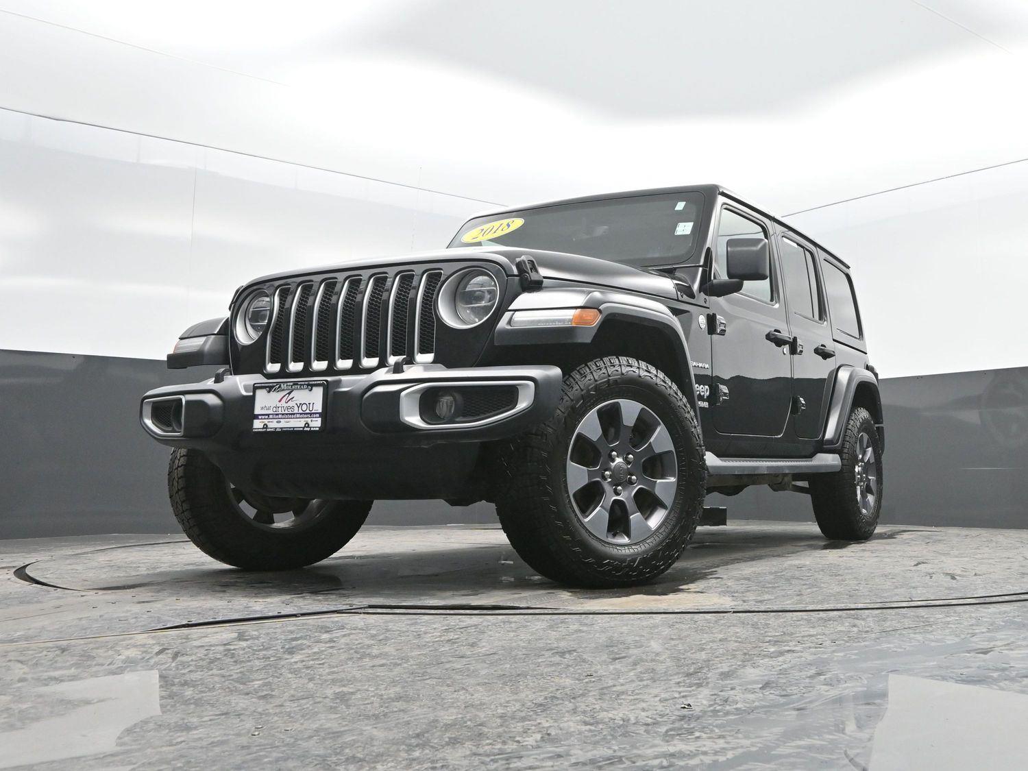 Used 2018 Black Clearcoat Jeep Sahara image 39
