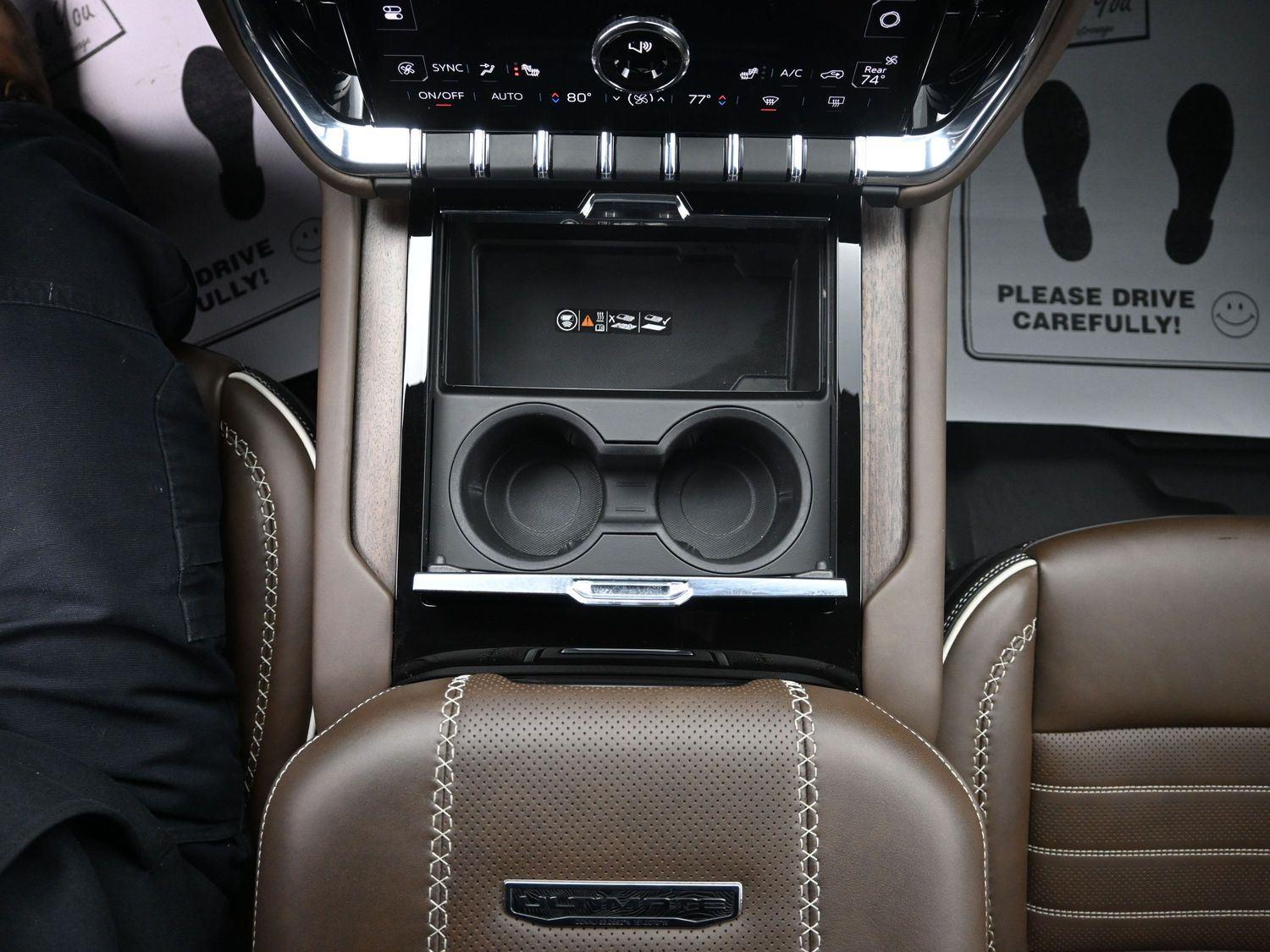 Used 2025 White Frost Tricoat GMC Denali Ultimate image 39