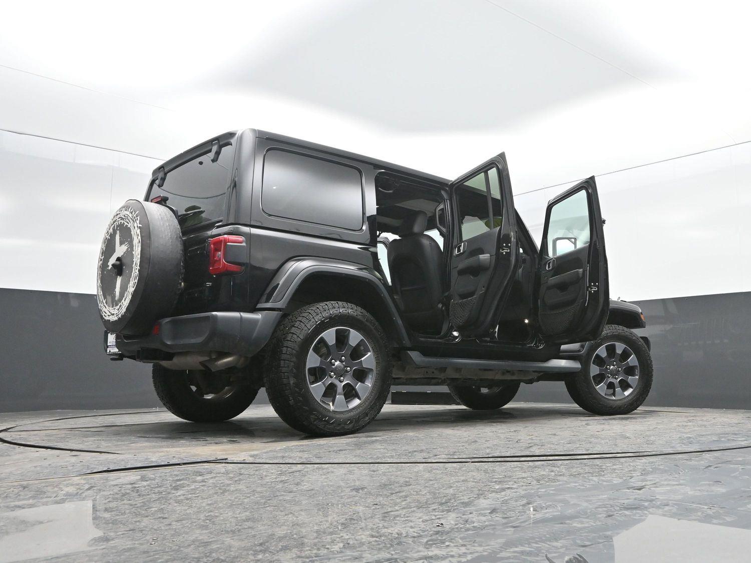 Used 2018 Black Clearcoat Jeep Sahara image 44