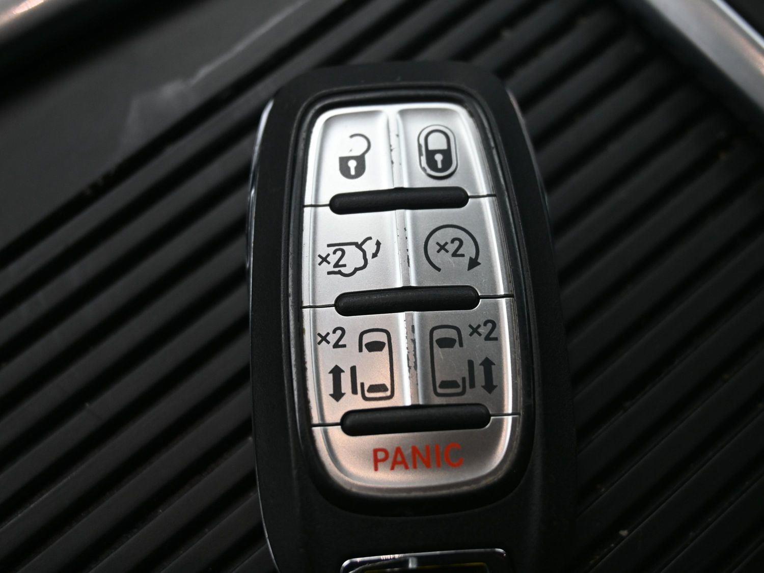 Used 2024 Silver Mist Clearcoat Chrysler Touring L image 29