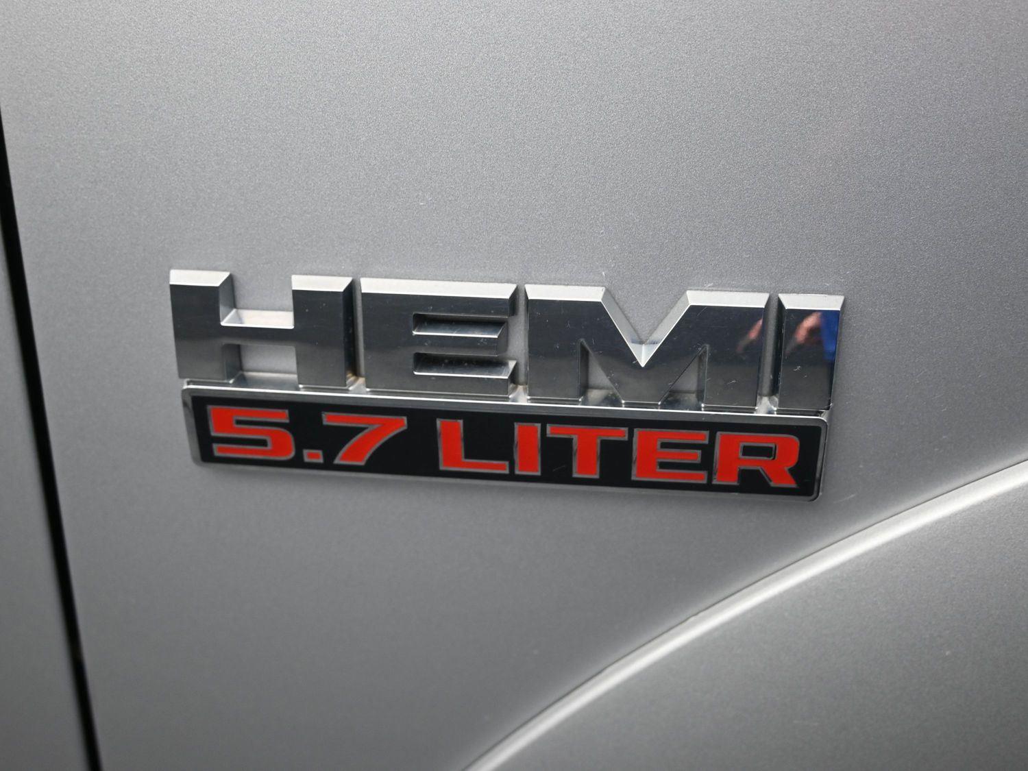 Used 2016 Bright Silver Metallic Clearcoat Ram Laramie image 6