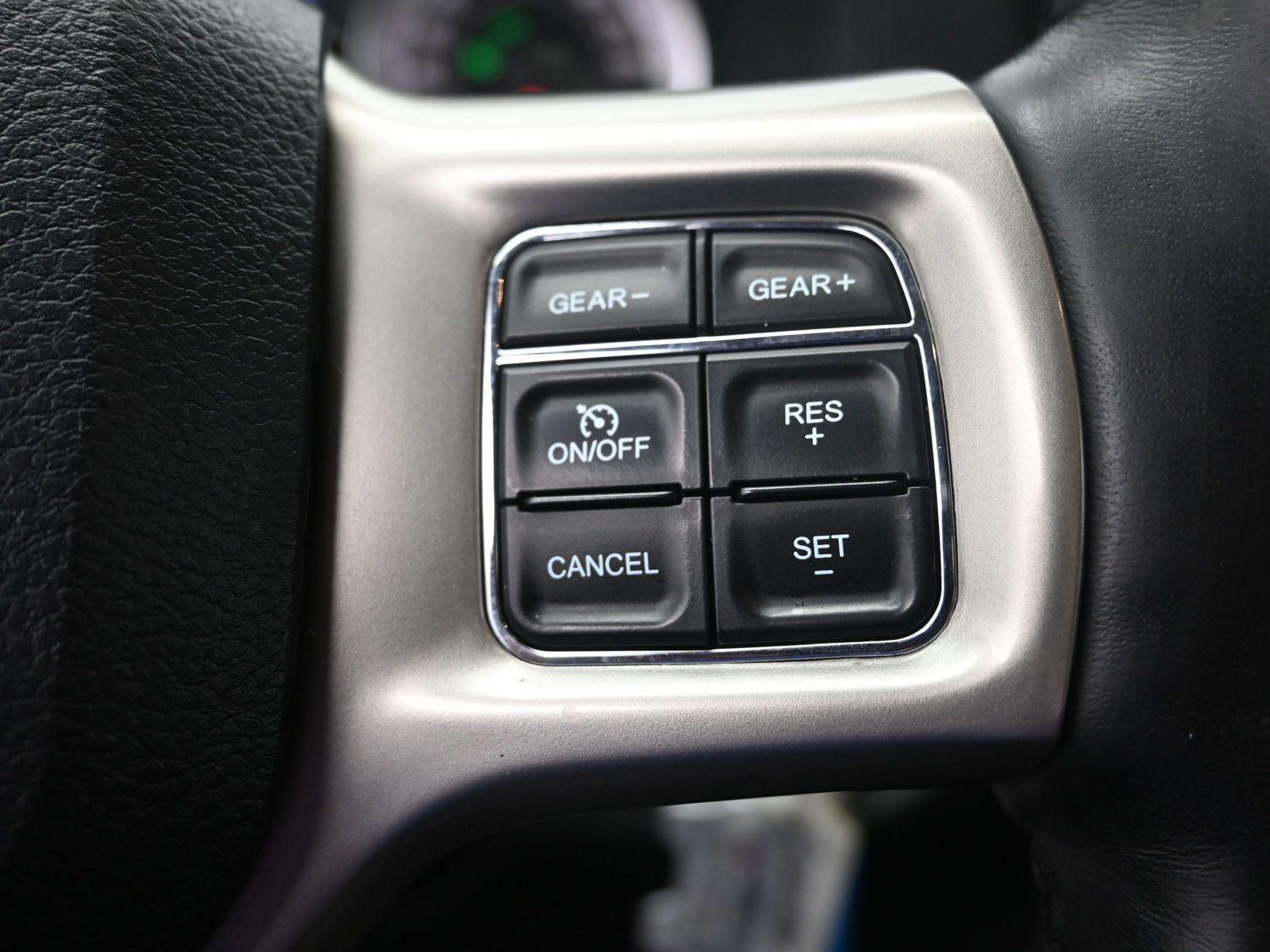 Used 2016 Bright Silver Metallic Clearcoat Ram Laramie image 24