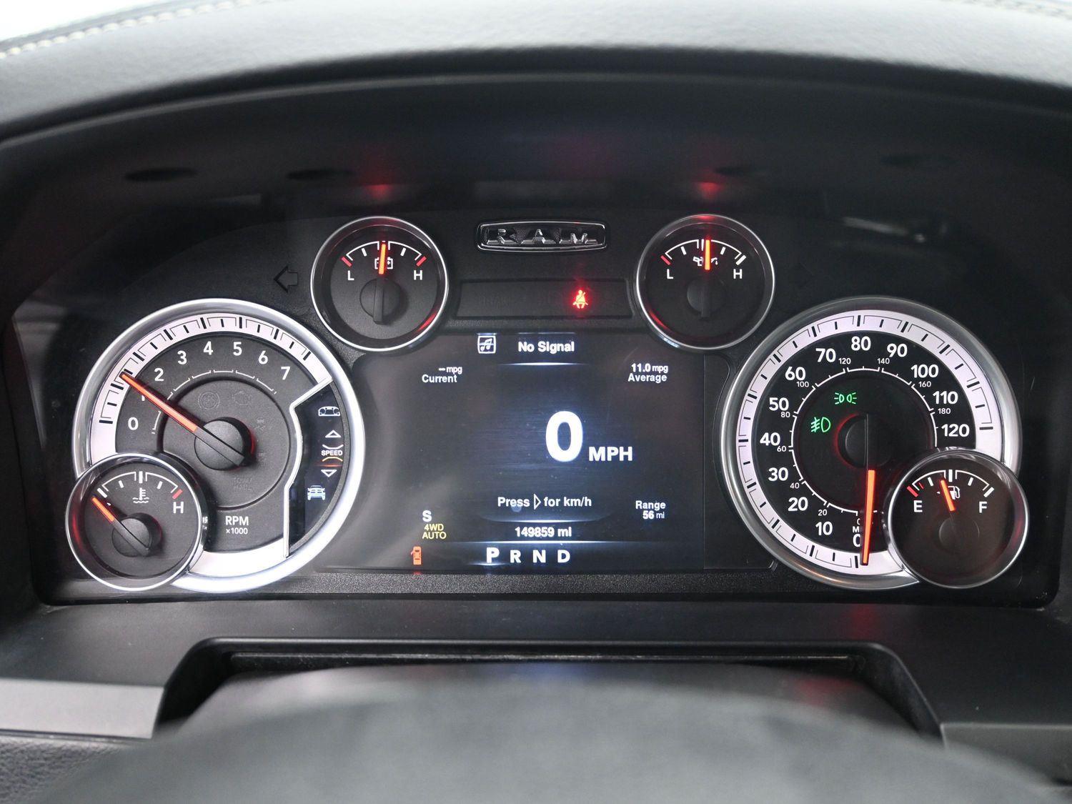 Used 2016 Bright Silver Metallic Clearcoat Ram Laramie image 25