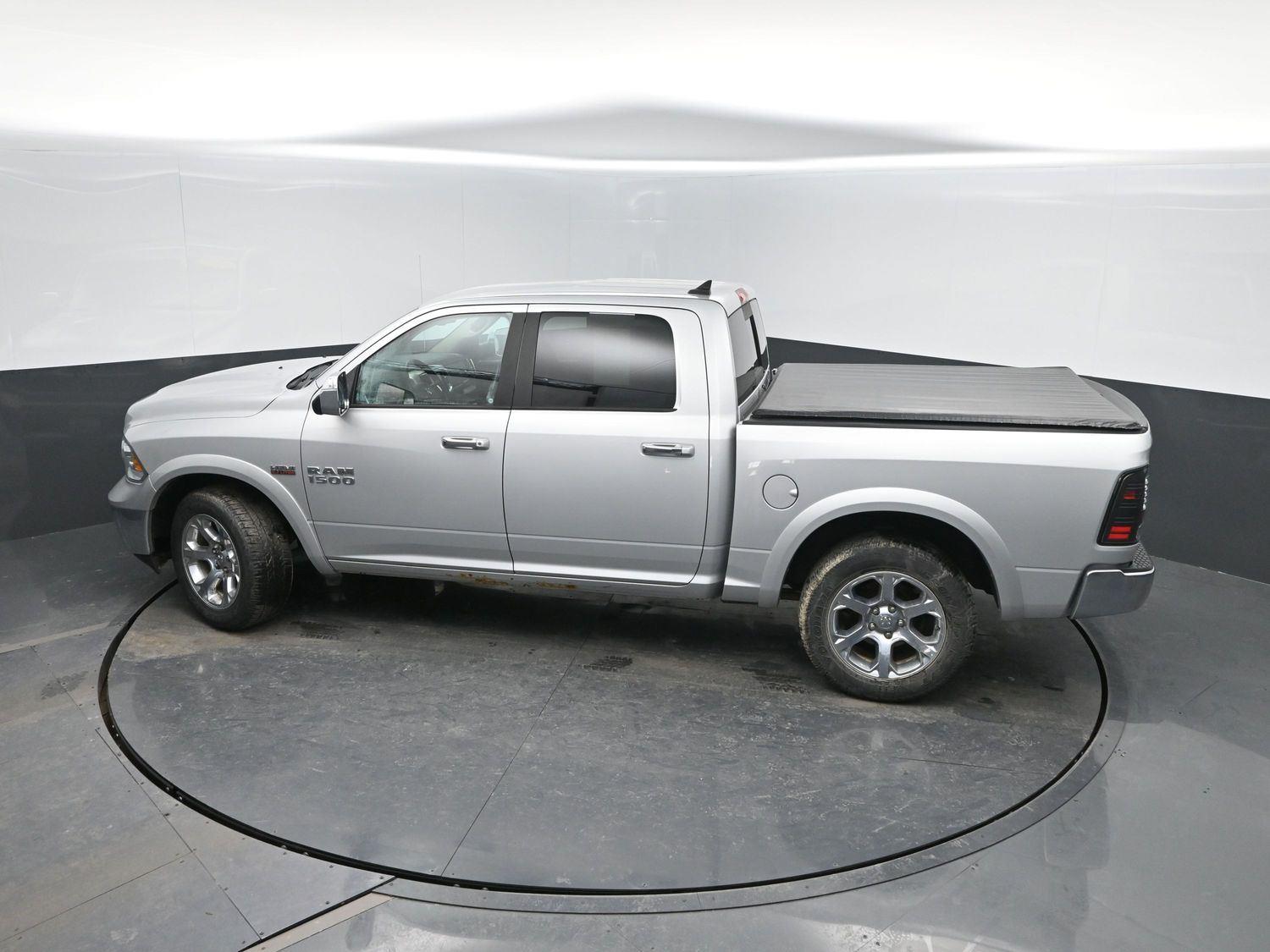 Used 2016 Bright Silver Metallic Clearcoat Ram Laramie image 35