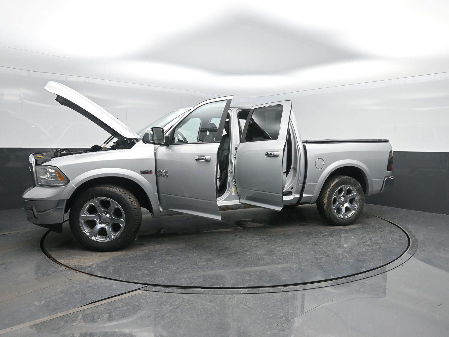 Used 2016 Bright Silver Metallic Clearcoat Ram Laramie image 46