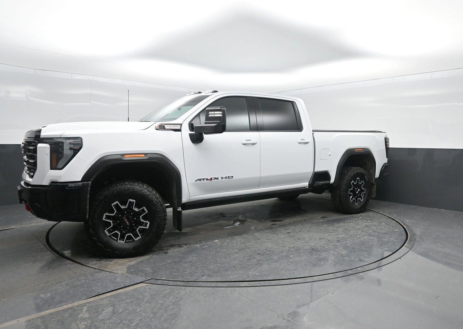 Used 2026 Summit White GMC AT4X image 47