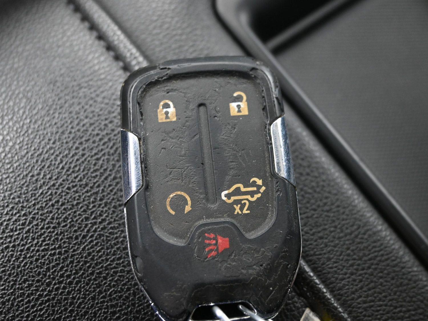 Used 2020 Summit White Chevrolet LTZ image 37