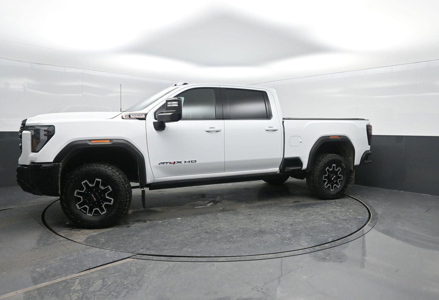 2026 GMC Sierra 2500HD AT4X Crew Cab 4WD