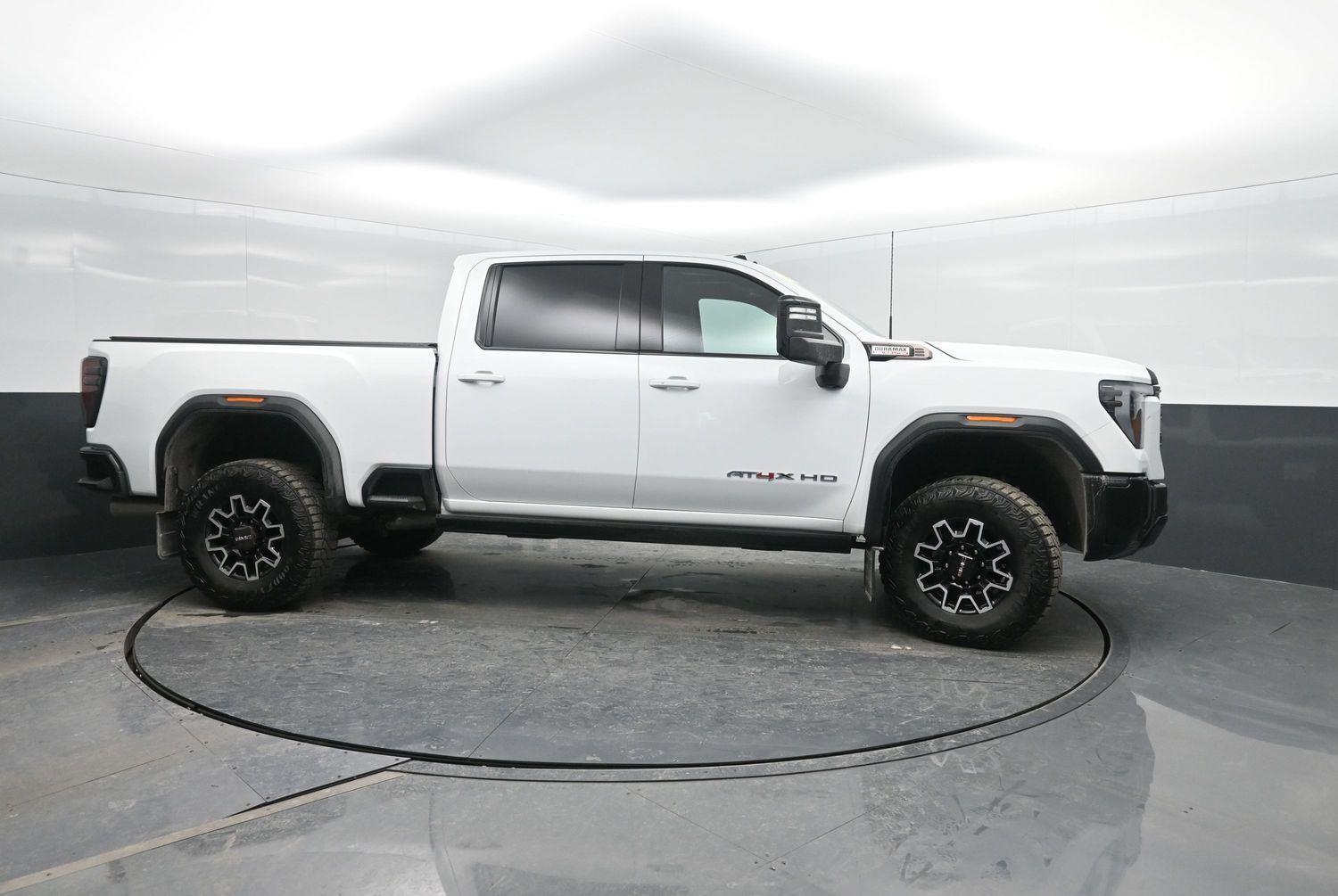 Used 2026 Summit White GMC AT4X image 3