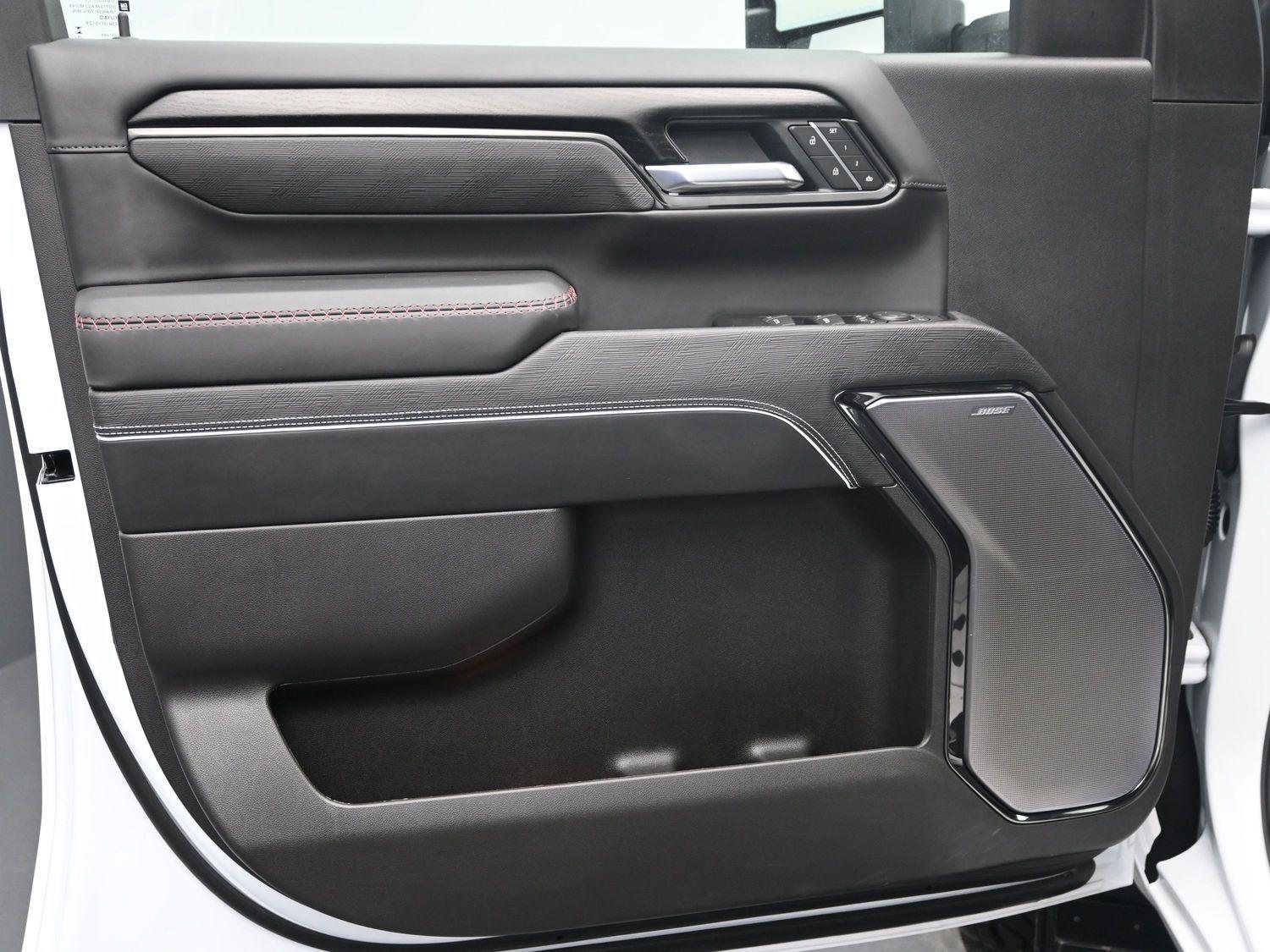 Used 2026 Summit White GMC AT4X image 22