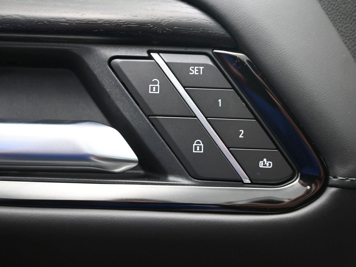 Used 2026 Summit White GMC AT4X image 23