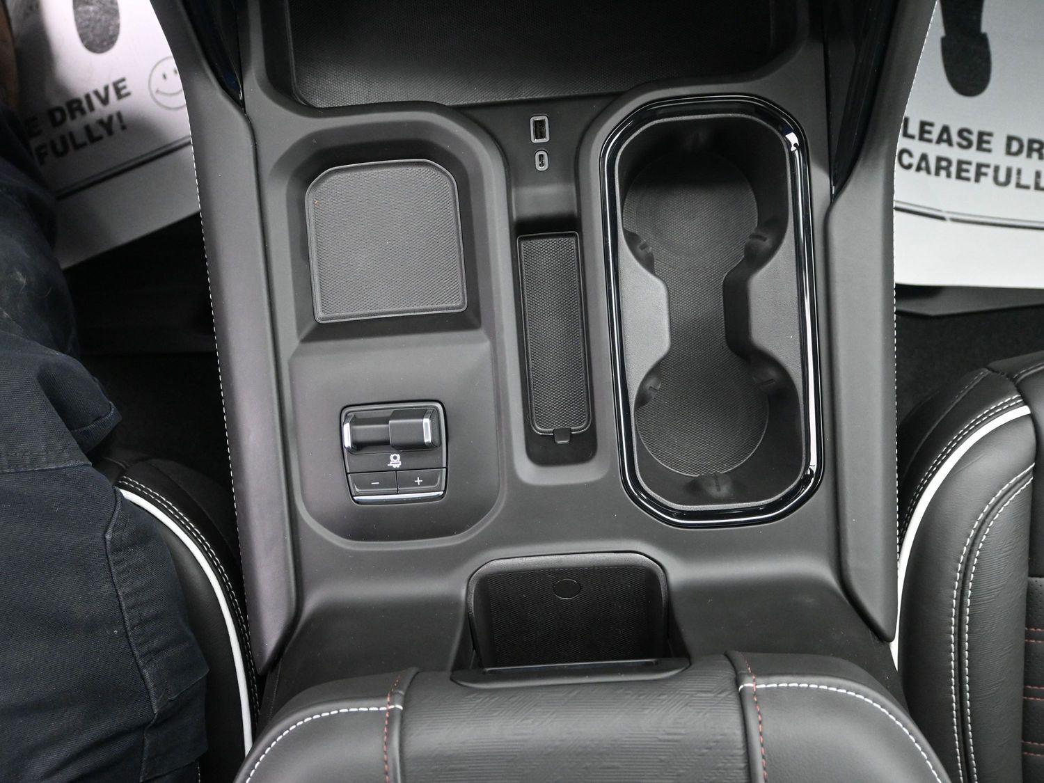 Used 2026 Summit White GMC AT4X image 35