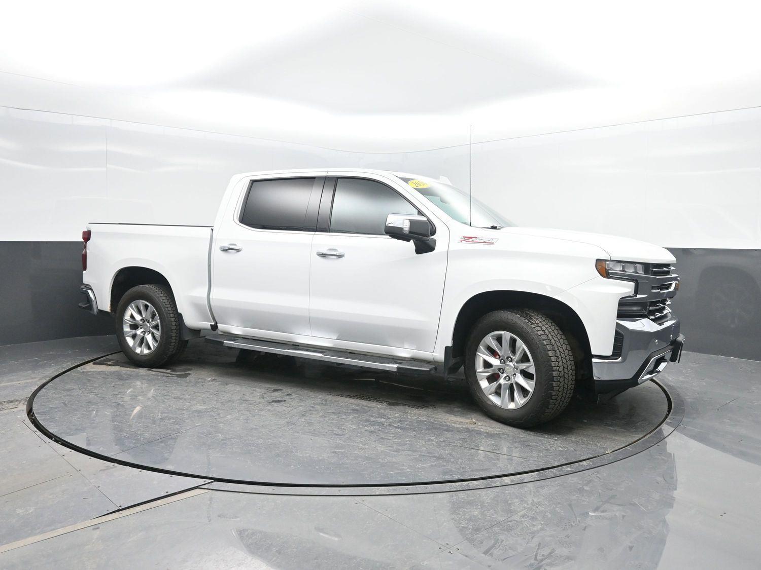 Used 2020 Summit White Chevrolet LTZ image 4
