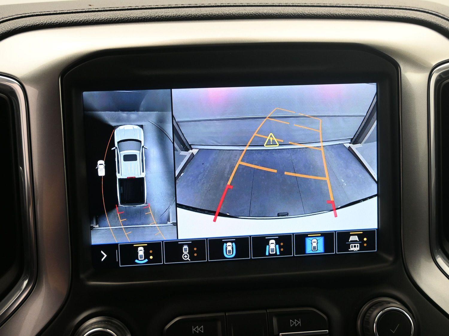 Used 2020 Summit White Chevrolet LTZ image 32