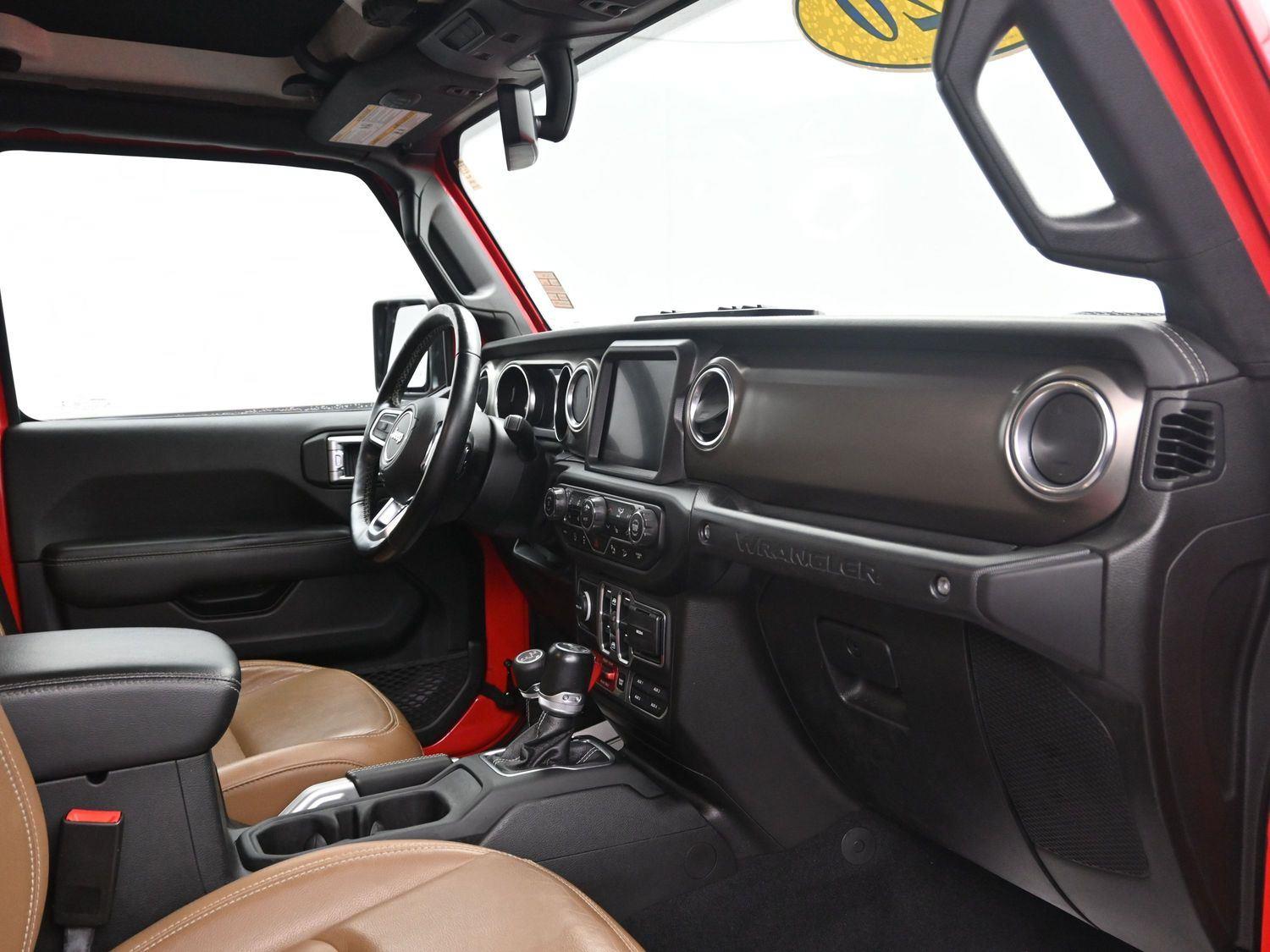 Used 2020 Firecracker Red Clearcoat Jeep Rubicon image 11