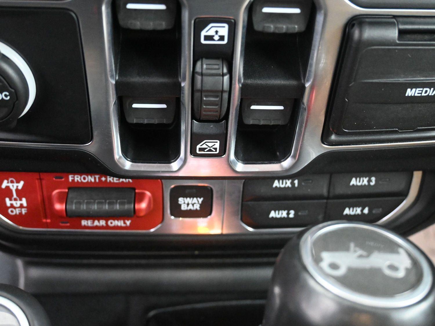 Used 2020 Firecracker Red Clearcoat Jeep Rubicon image 26