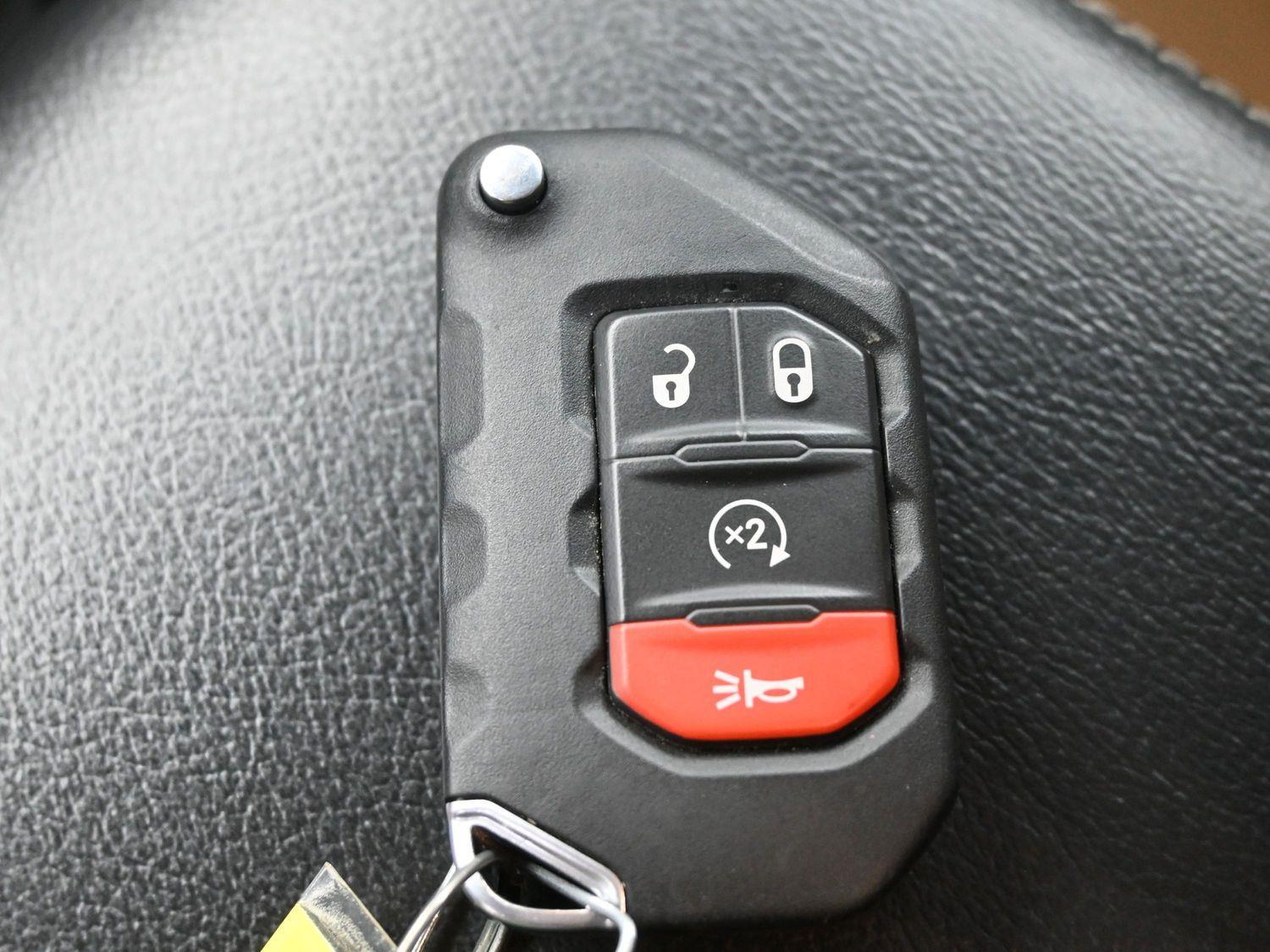 Used 2020 Firecracker Red Clearcoat Jeep Rubicon image 29