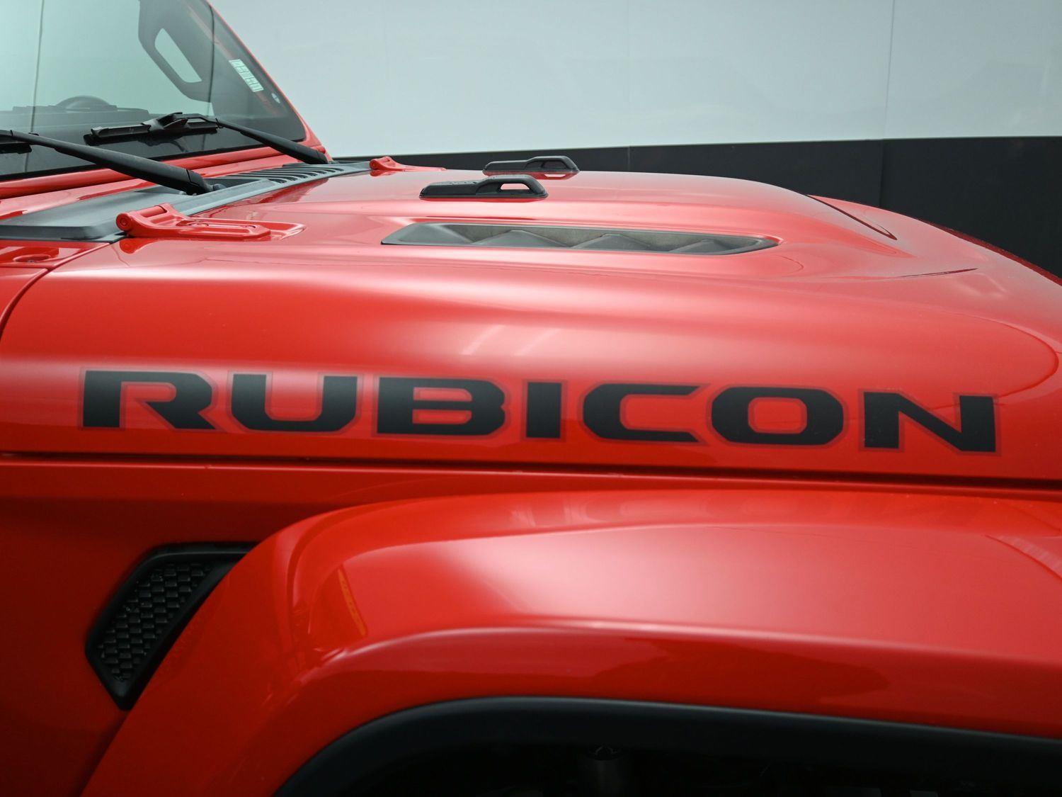 Used 2020 Firecracker Red Clearcoat Jeep Rubicon image 6