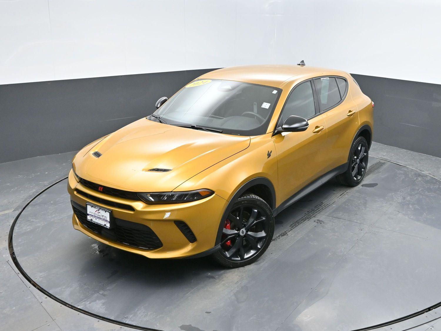 Used 2024 Acapulco Gold Dodge GT image 31