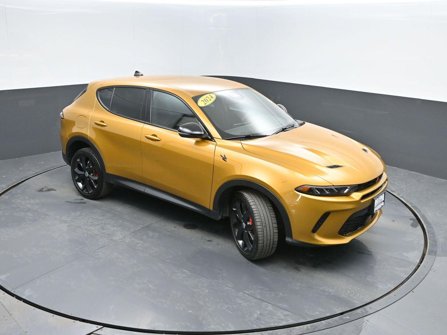 Used 2024 Acapulco Gold Dodge GT image 34