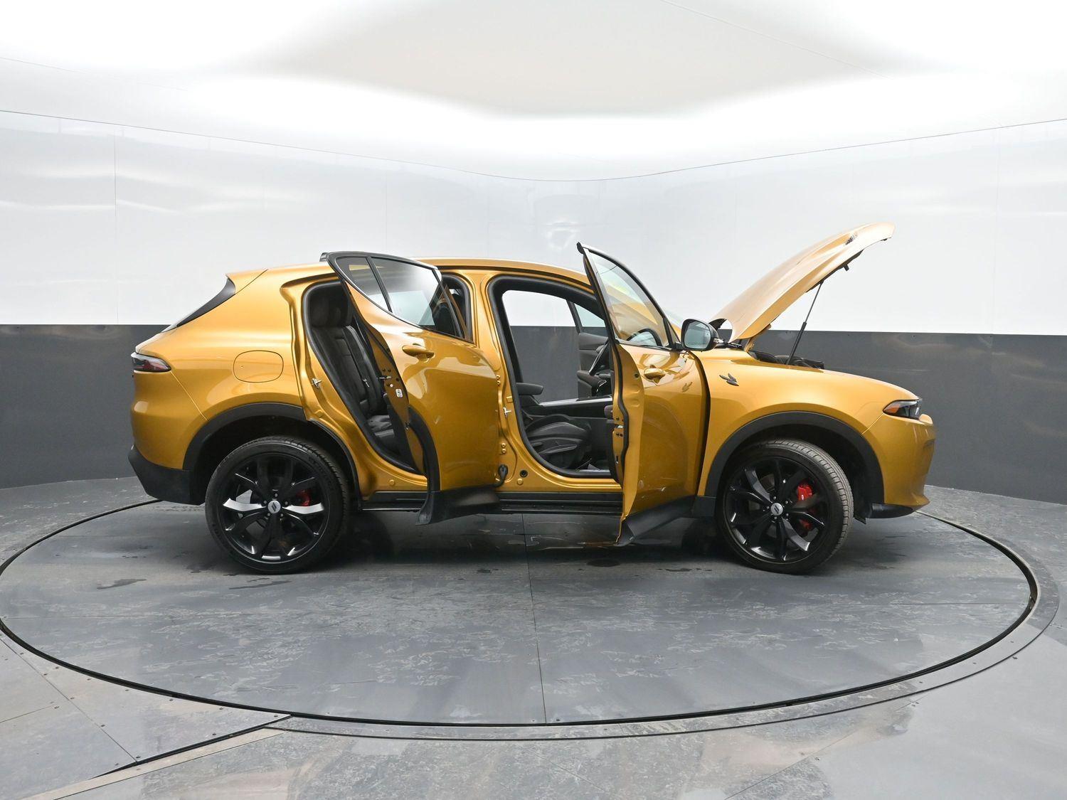 Used 2024 Acapulco Gold Dodge GT image 42