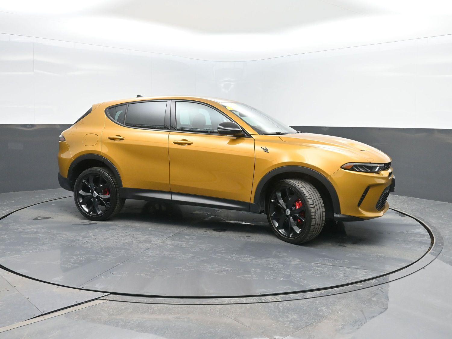 Used 2024 Acapulco Gold Dodge GT image 3