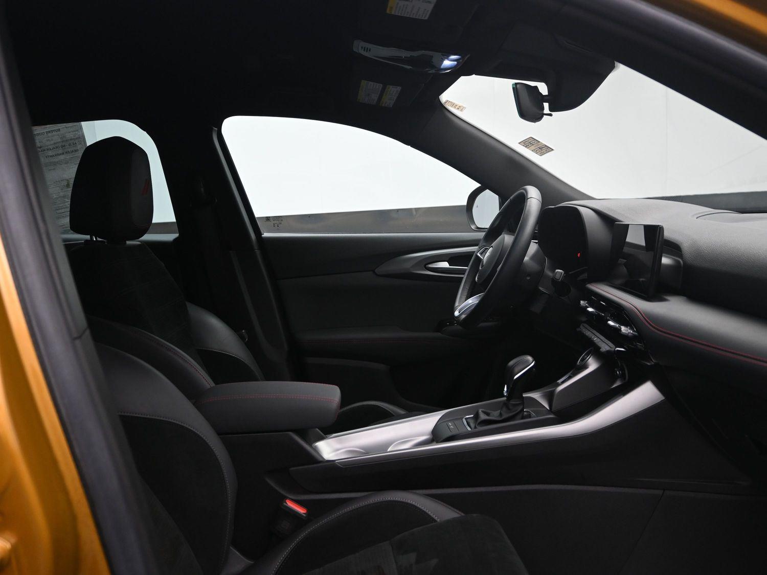 Used 2024 Acapulco Gold Dodge GT image 9