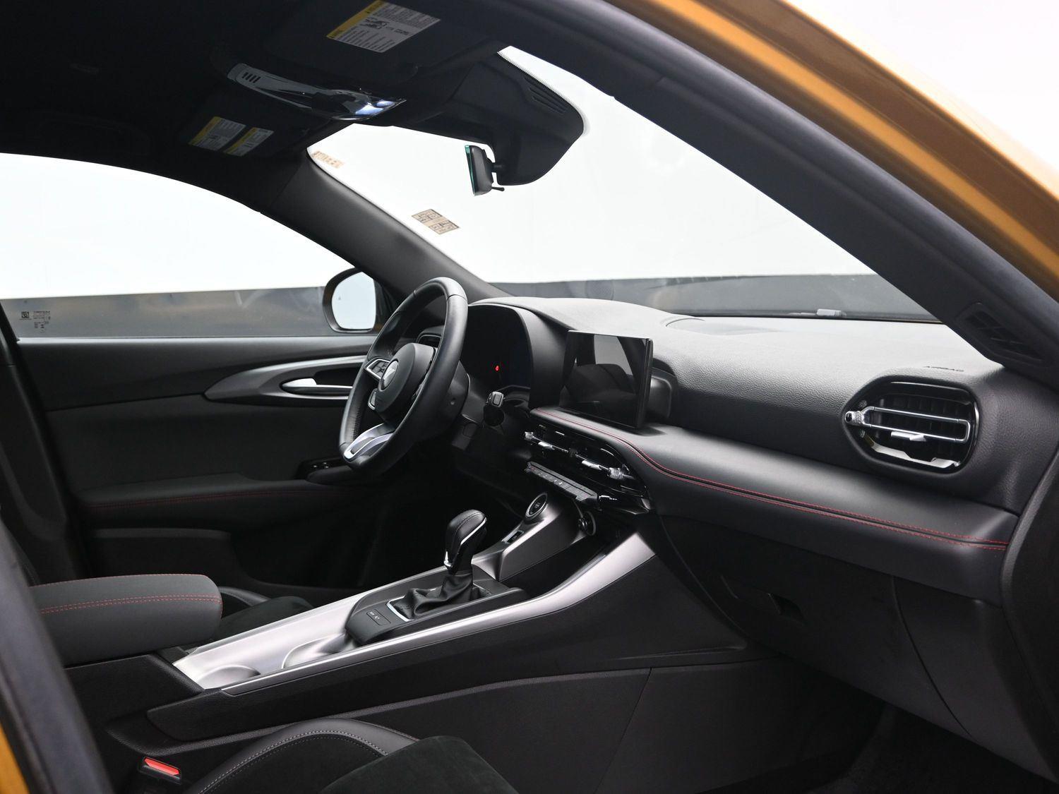 Used 2024 Acapulco Gold Dodge GT image 10