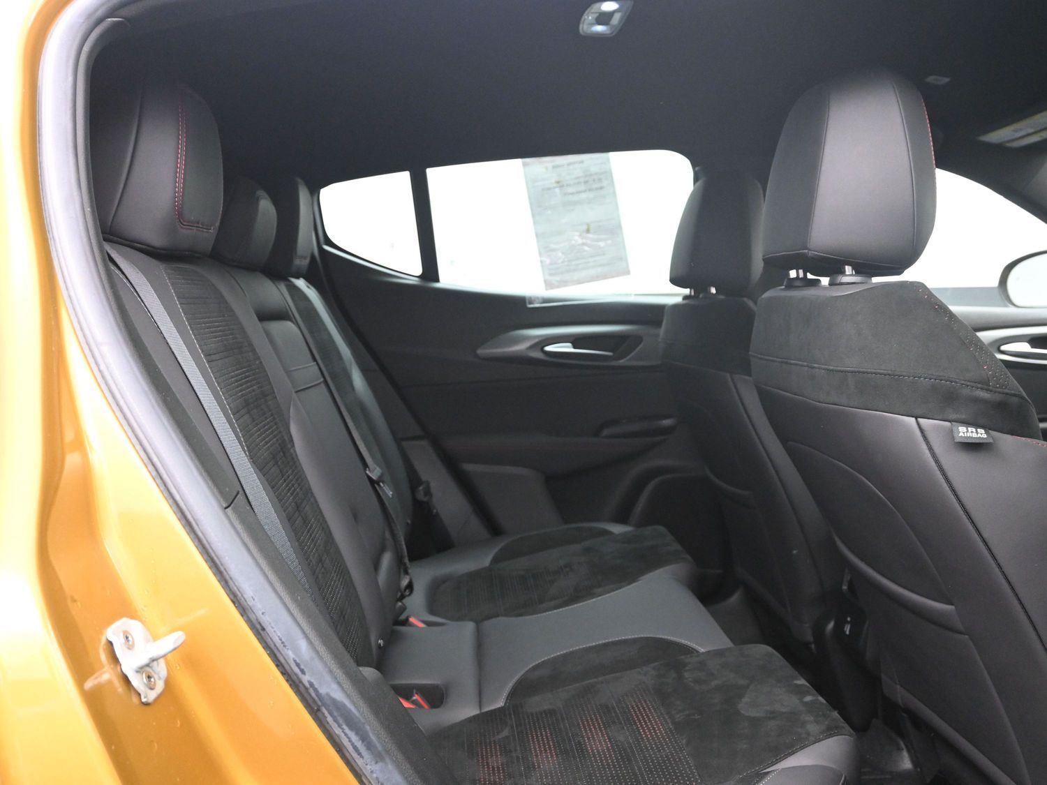 Used 2024 Acapulco Gold Dodge GT image 11