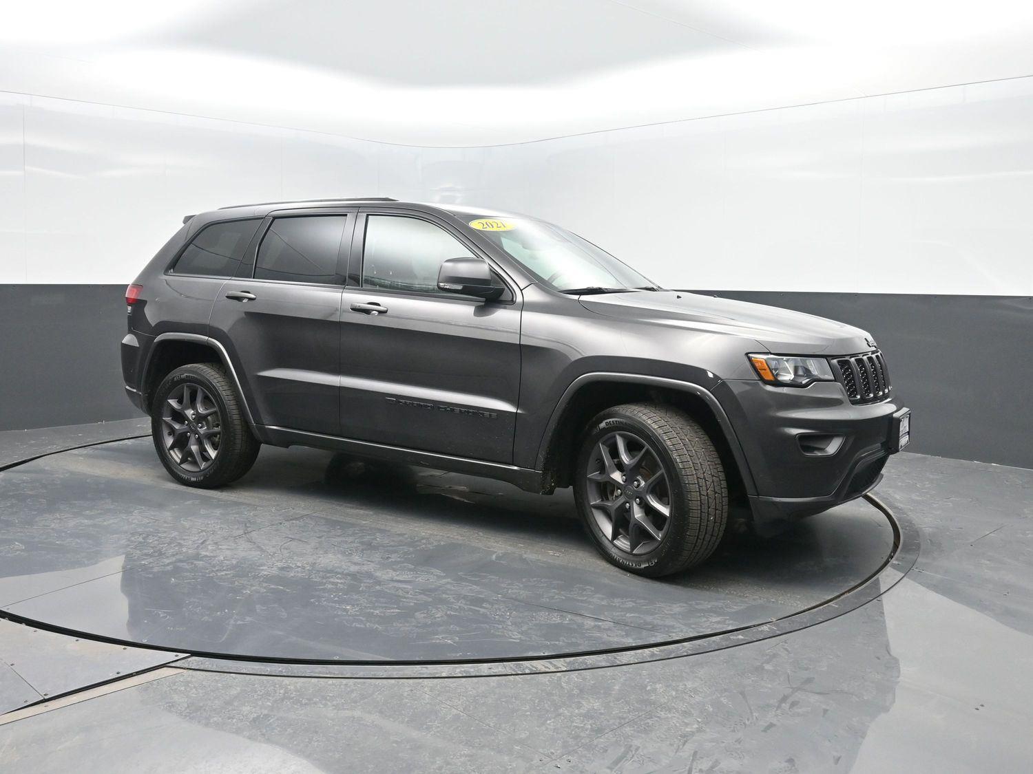 Used 2021 GRAY JEEP  image 4