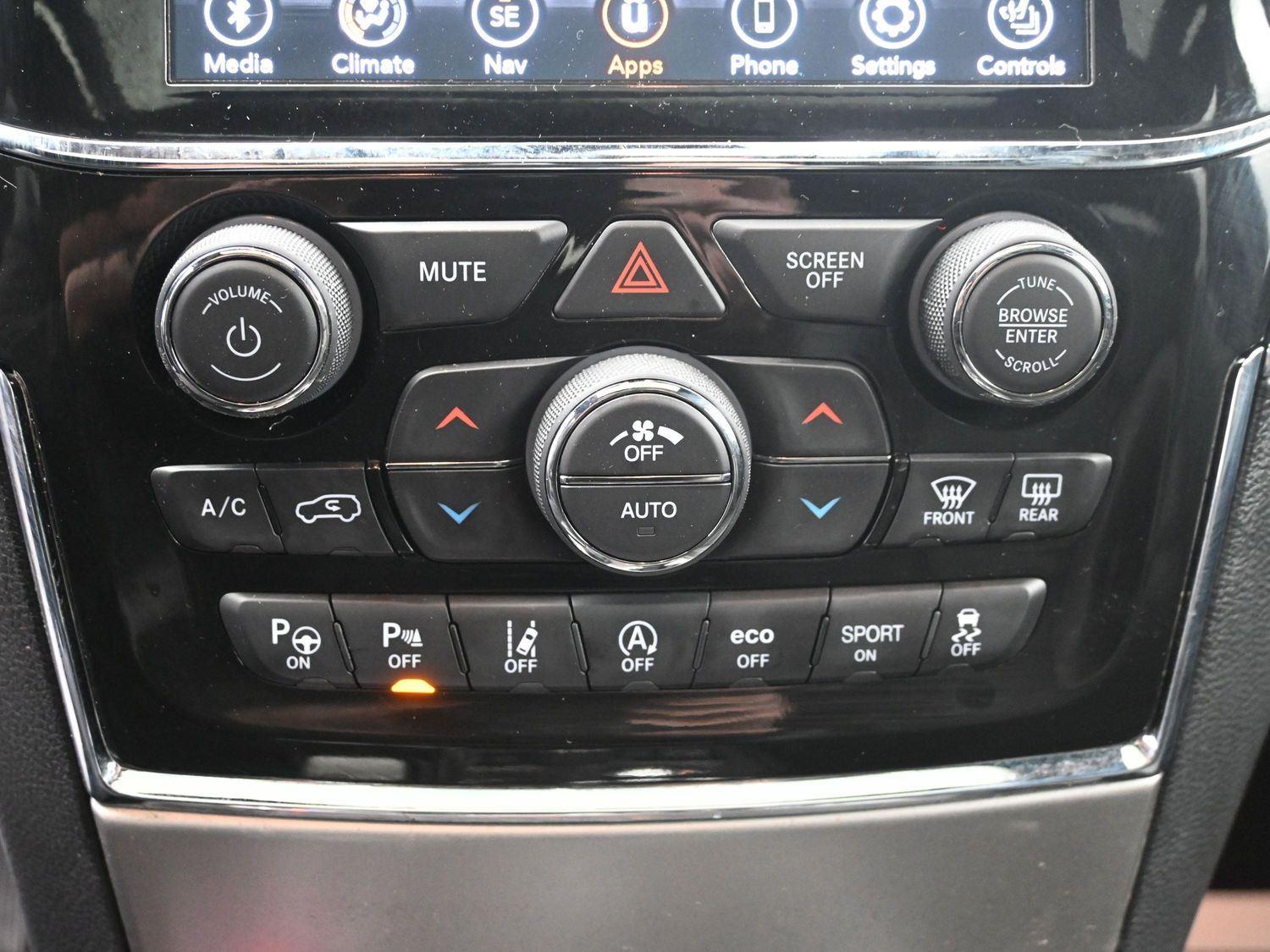 Used 2021 GRAY JEEP  image 26