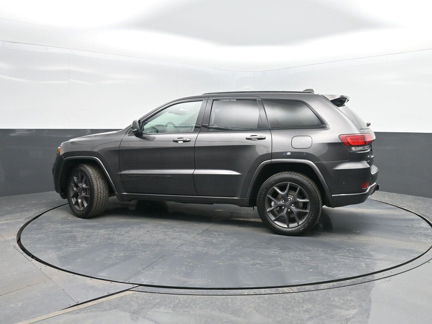 Used 2021 GRAY JEEP  image 37