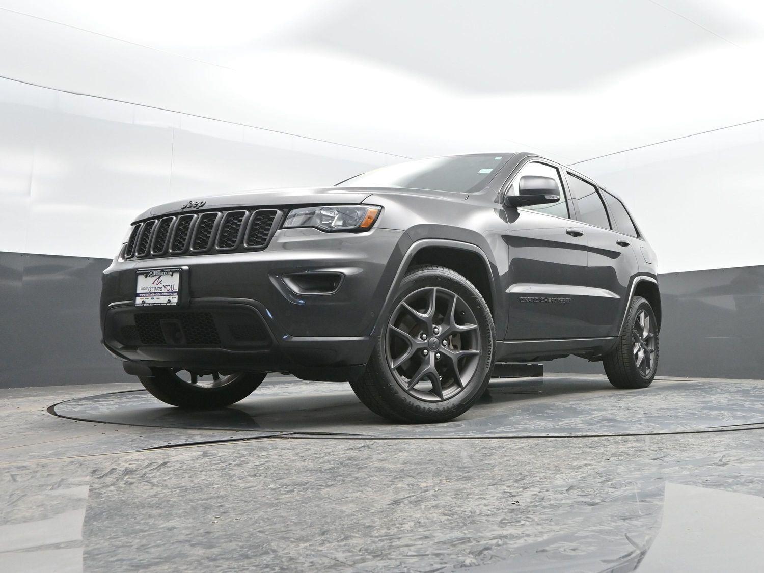 Used 2021 GRAY JEEP  image 41